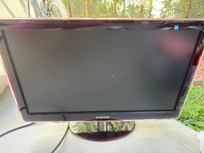 Tv Philips + monitor Samsung