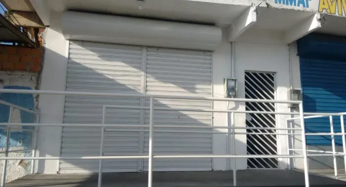Ponto Comercial na Marambaia frente a Praça Tancredo Neves