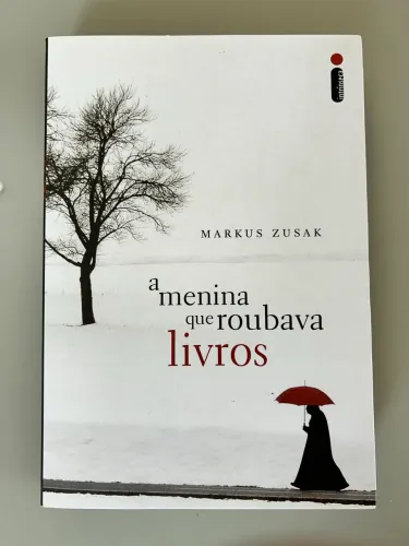 Livro - A Menina Que Roubava Livros (Markus Zusak)