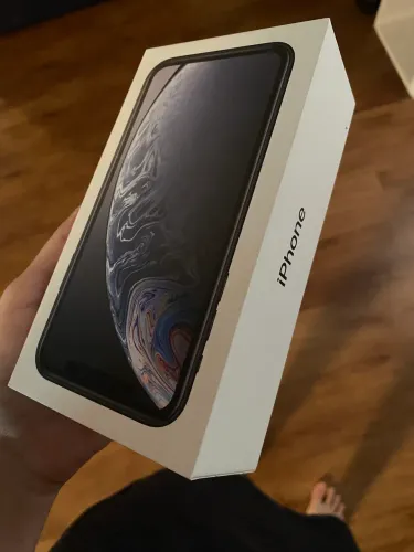 iPhone XR