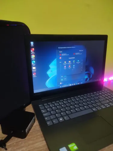 Lenovo IdeaPad DDR4 ? i7-8550U + MX150 4GB | 8GB RAM | SSD 1TB | Biometria | Bateria Boa .