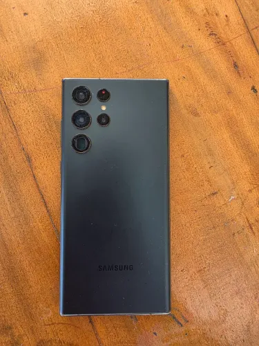 Galaxy s22 ultra para retirar peças. 