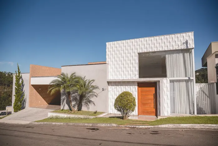 Casa com 3 suítes à venda, 330 m² - Aeroporto - Juiz de Fora/MG