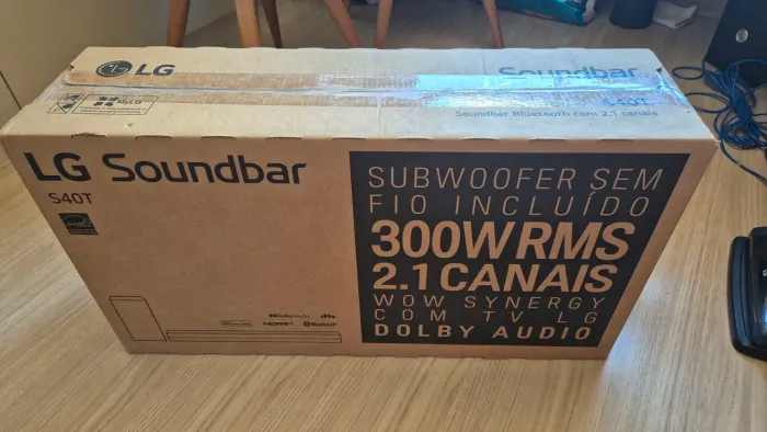 Soundbar LG S40T (lacrado) 300W RMS 2.1 canais