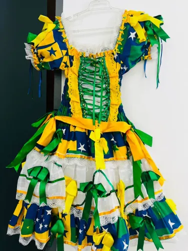 Vestido Junino estilo Copa Infantil