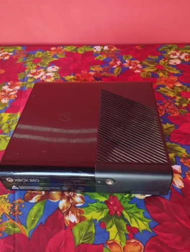 Xbox 360 E