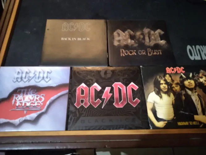Combo 5 Cds Ac/dc Digipack Remaster + Dvd