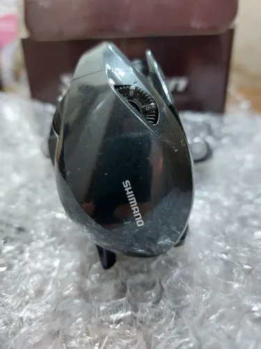 Carretilha Shimano Scorpion 70 XG