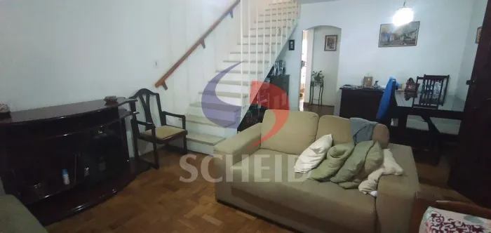 Sobrado a Venda no Campo Grande com 3 Dorms ,1 Suíte 2 vagas
