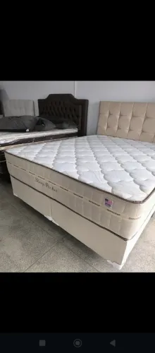Cama Queen