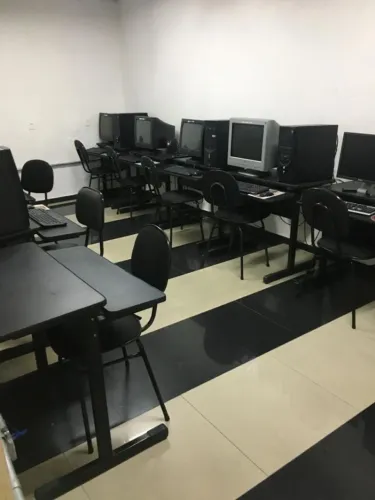 Prédio comercial em São Cristóvão