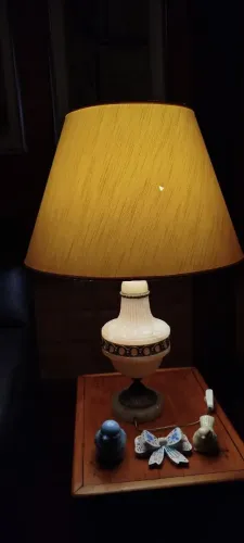 Abaju Luminária Com Cúpula Com Detalhe em Bronze e Mármore Branco Antigo 