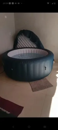 Banheira Ofurô Spa Inflável 916L + Bomba Aquecedora + Aplicativo + Capa