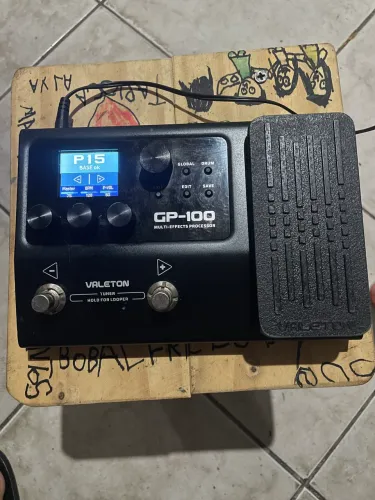 Pedaleira valeton gp 100