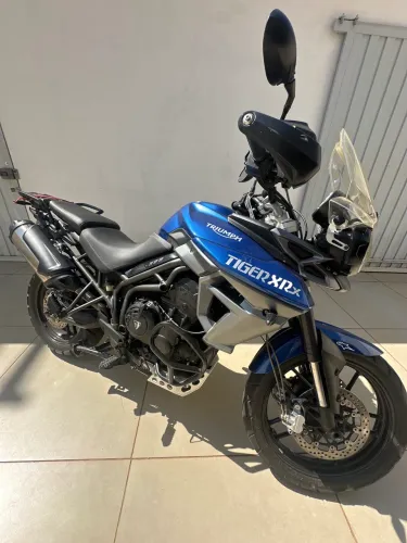 Triumph Tiger XRX 800
