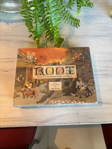 Root base/ Jogo de tabuleiro