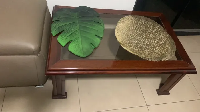 Mesa de sala de estar de Mogno