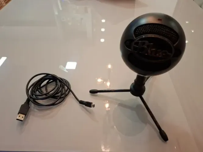 Microfone Condensador Logitech Blue Snowball Ice - SOMENTE VENDA