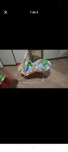 Vendo banheira com trocador e cadeirinha de balanço