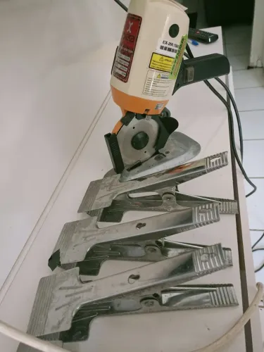 Máquina de corte / com kit de prendendo *