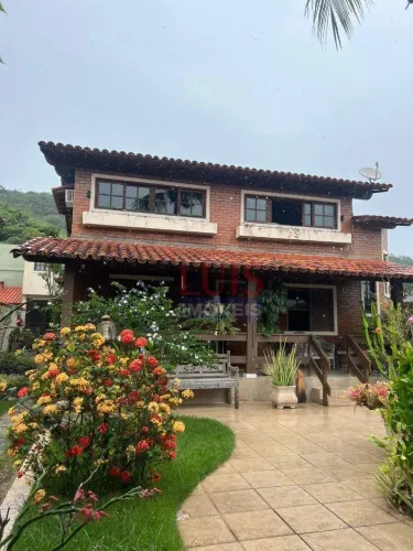 Casa com 4 dormitórios à venda, 254 m² por R$ 1.080.000,00 - Piratininga - Niterói/RJ