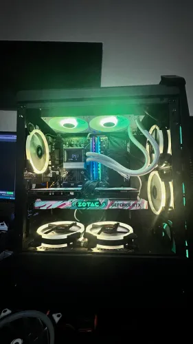 Placa Mãe B450m Gigabyte DS3h + GABINETE GAMER PICHAU SERAPH E RGB + KIT 5 FAN RGB aigo