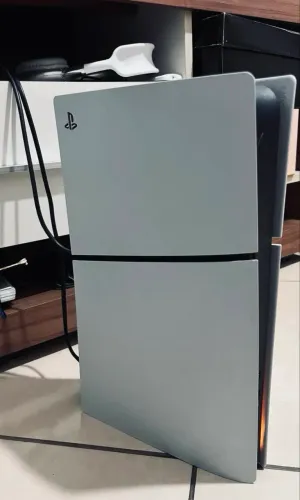 Vendo PS5 um controle um fone barato entrego na estação ou shopping