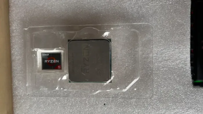 Processador AMD Ryzen 5 1600 AF(6 Cores/ 12 Threads) - Socket AM4