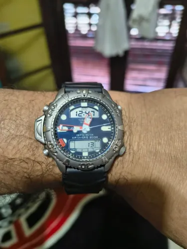 Relógio Citizen C500 Titanium madre pérola