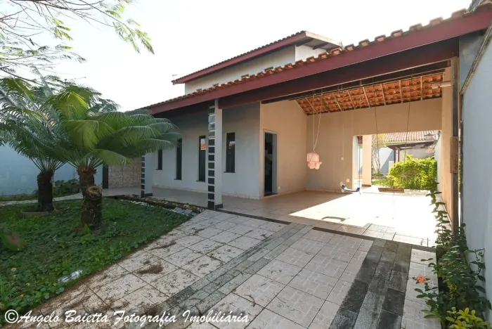 Sobrado com 3 dormitórios para alugar, 170 m² por R$ 2.930,00/mês - Cidade Nova Peruibe -