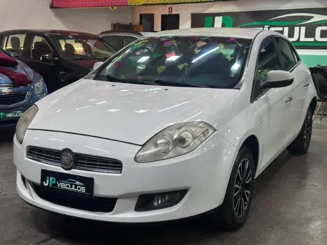 Fiat Bravo Essence 1.8 Flex 16V 5P 2013