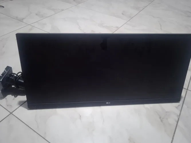Monitor LCD LG 29