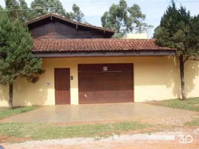 Casa Padrão em Araçoiaba da Serra