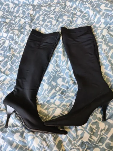 Bota preta cano alto com salto - número 39