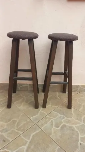 2 bancos de madeira 70cm