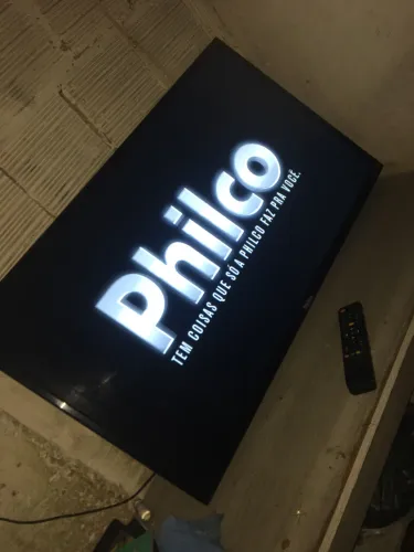 Vendo tv Philco 42 polegadas 