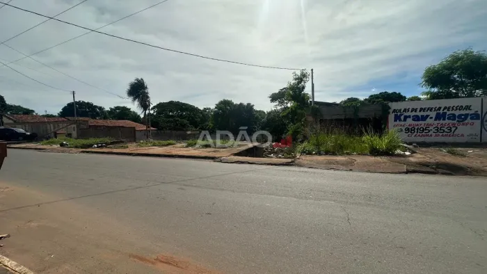 Área/ Terreno Jardim América