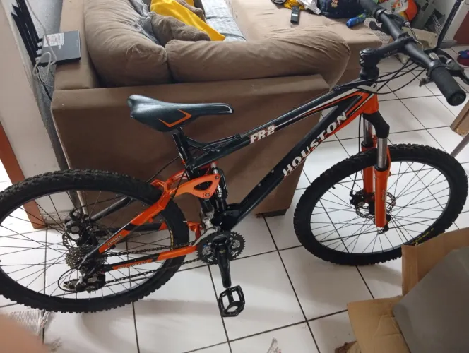 Bike MTB Houston FR2 speed Full terrain aro 26 semi nova