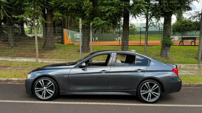 BMW 328I A M Sport 2.0 16V Flex 4P 2017