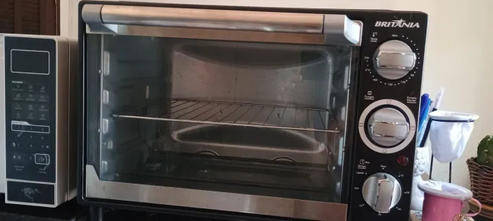 Forninho elétrico Britânia 36L