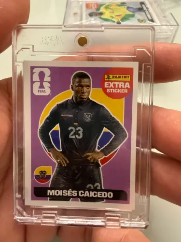 Figurinha Legend da Copa do Mundo 2026 jogador Moisés Caicedo Equador roxo