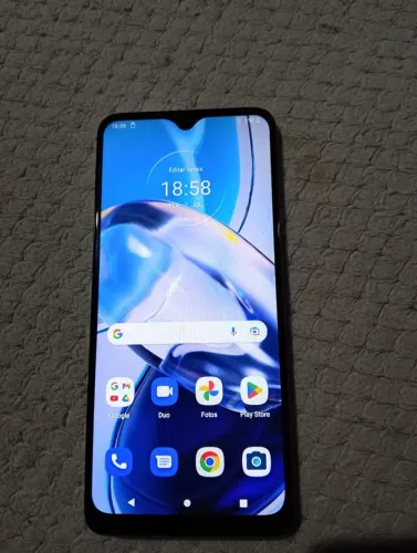 Moto E22 
