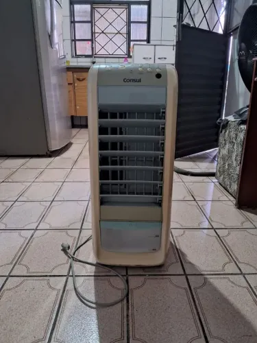Crimatizador cônsul 110v quente/frio