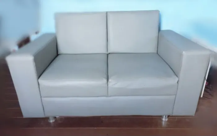 Vendo Sofá 2 lugares