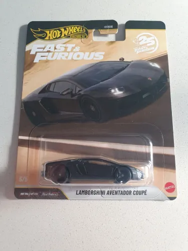 Hot Wheels Lamborghini Aventador Coupé Premium