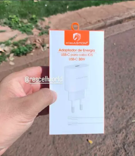 Carregador de iphone USB-C 30W.