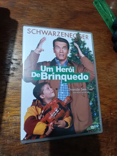 Dvd original um herói de brinquedo 