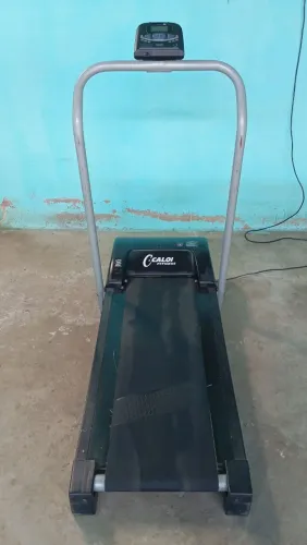 Esteira Elétrica Caloi Fitness Usada - Ideal para Exercícios em Casa