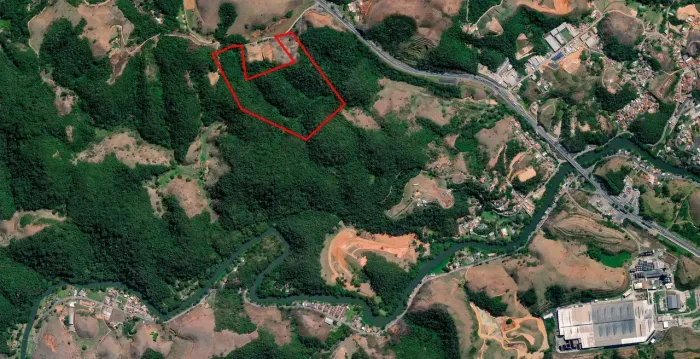 Terreno para venda de 147.800 m² em Jaqueira - Piraí - RJ