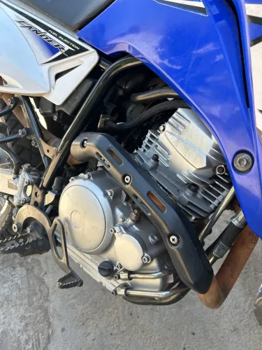 LANDER 250 XTZ